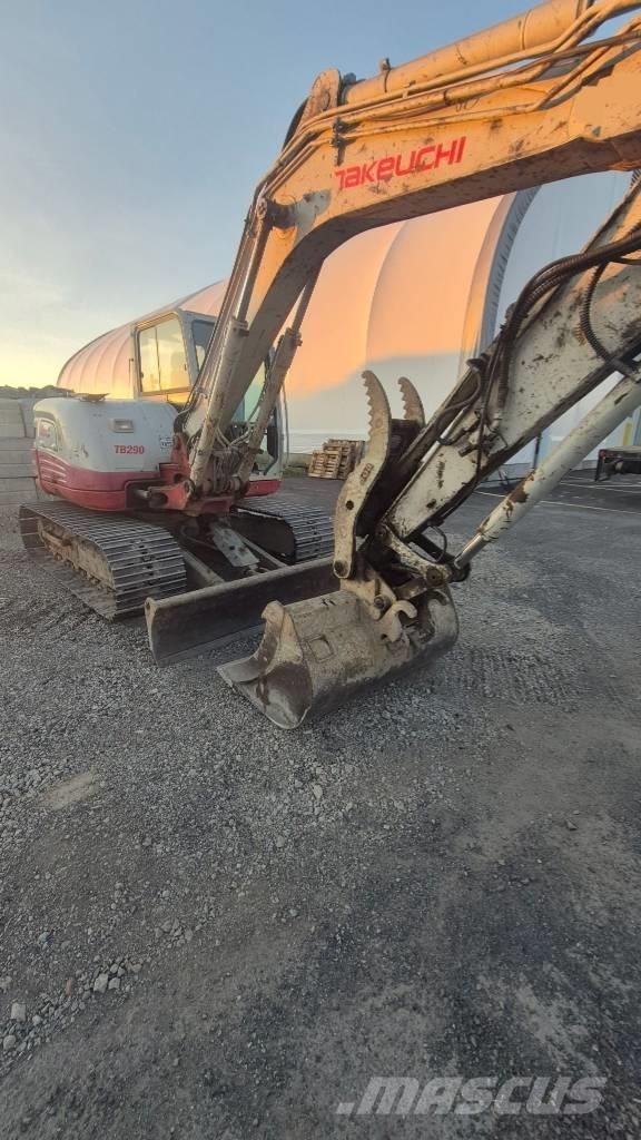 Takeuchi TB 290 Pelle sur chenilles