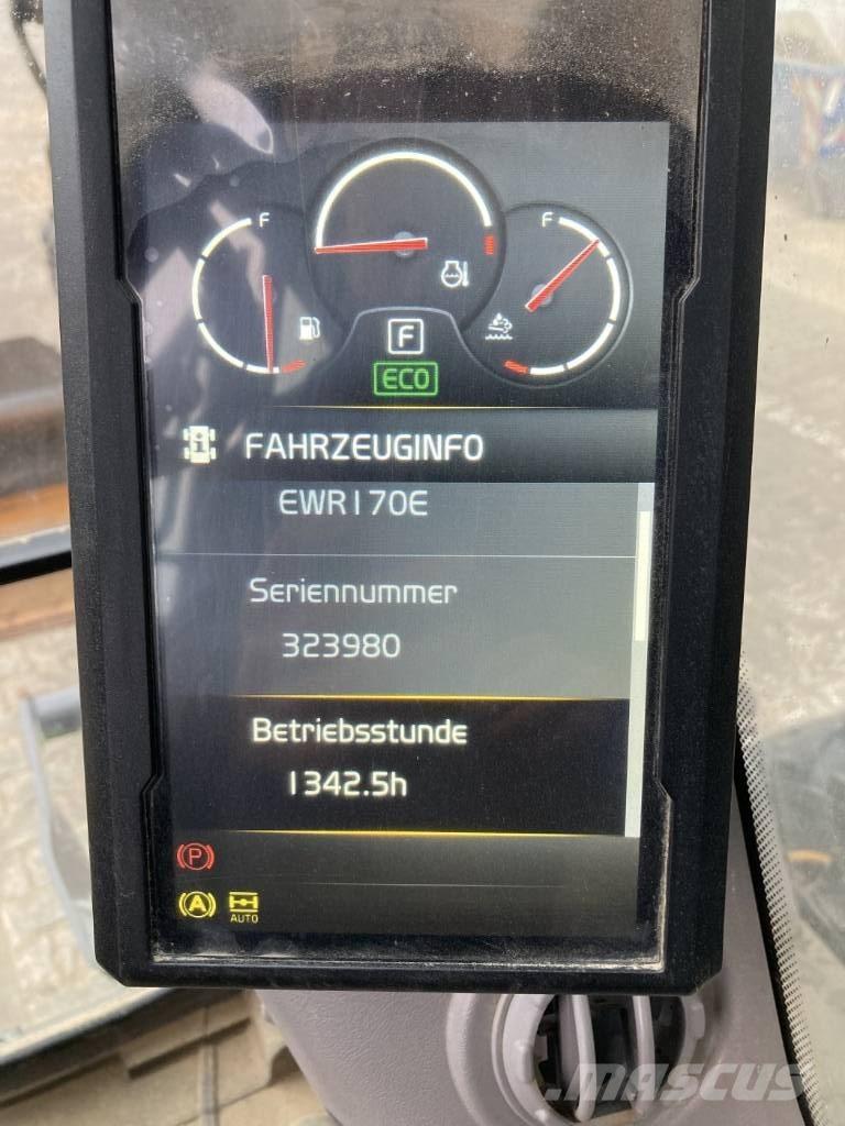 Volvo EWR 170 E Pelle sur pneus