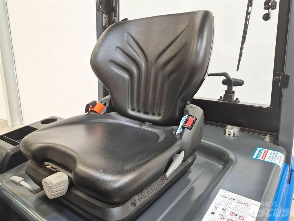  SEF25B Chariots élévateurs électriques