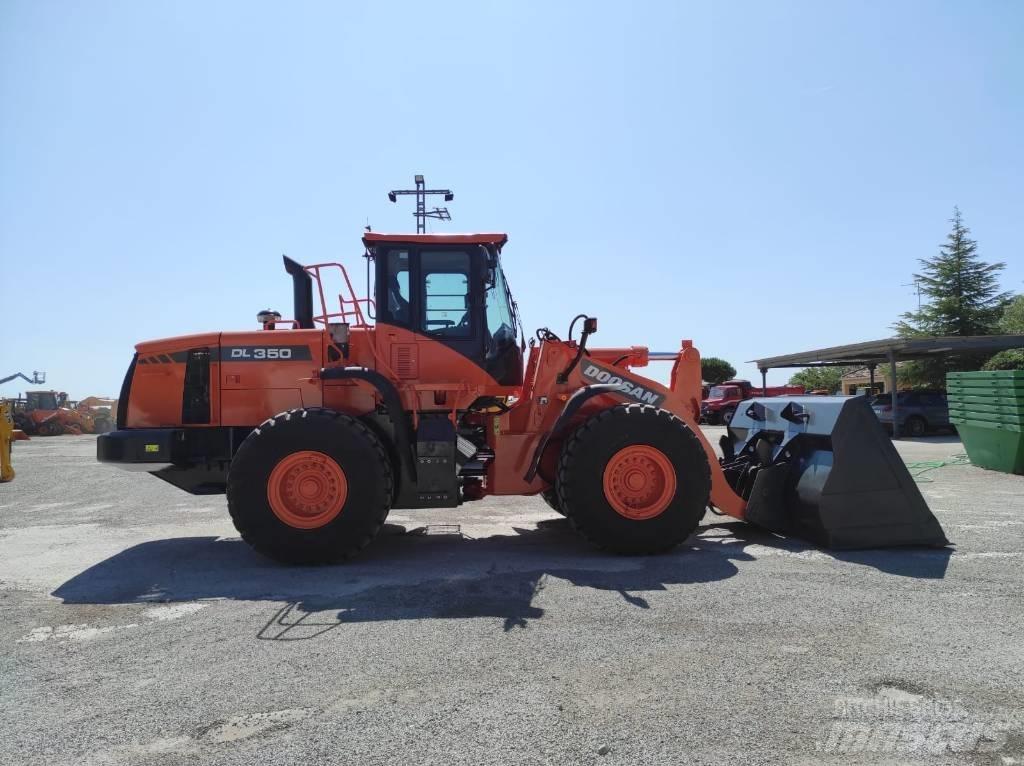 Doosan DL 350-5 Chargeuse sur pneus
