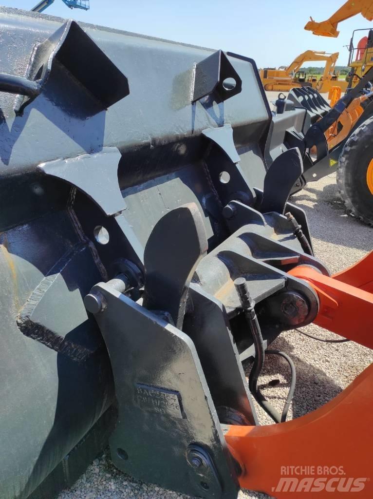 Doosan DL 350-5 Chargeuse sur pneus