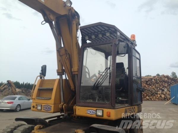 Hydrema M1500 Pelle sur pneus