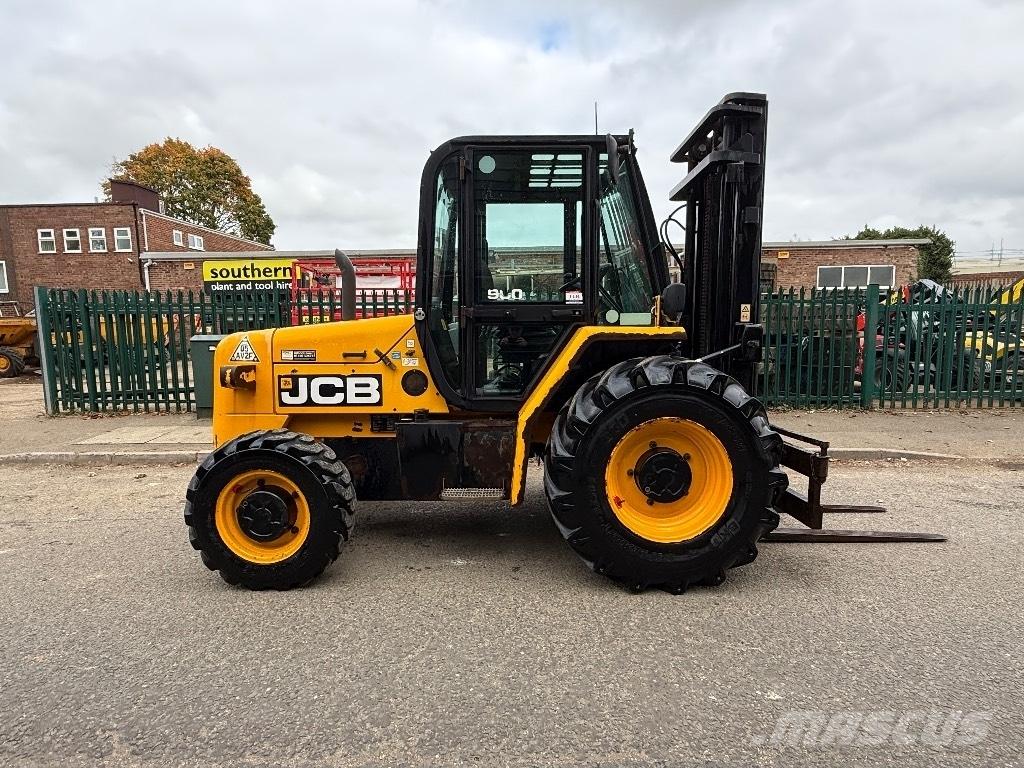JCB 930-4 Chariot tout terrain