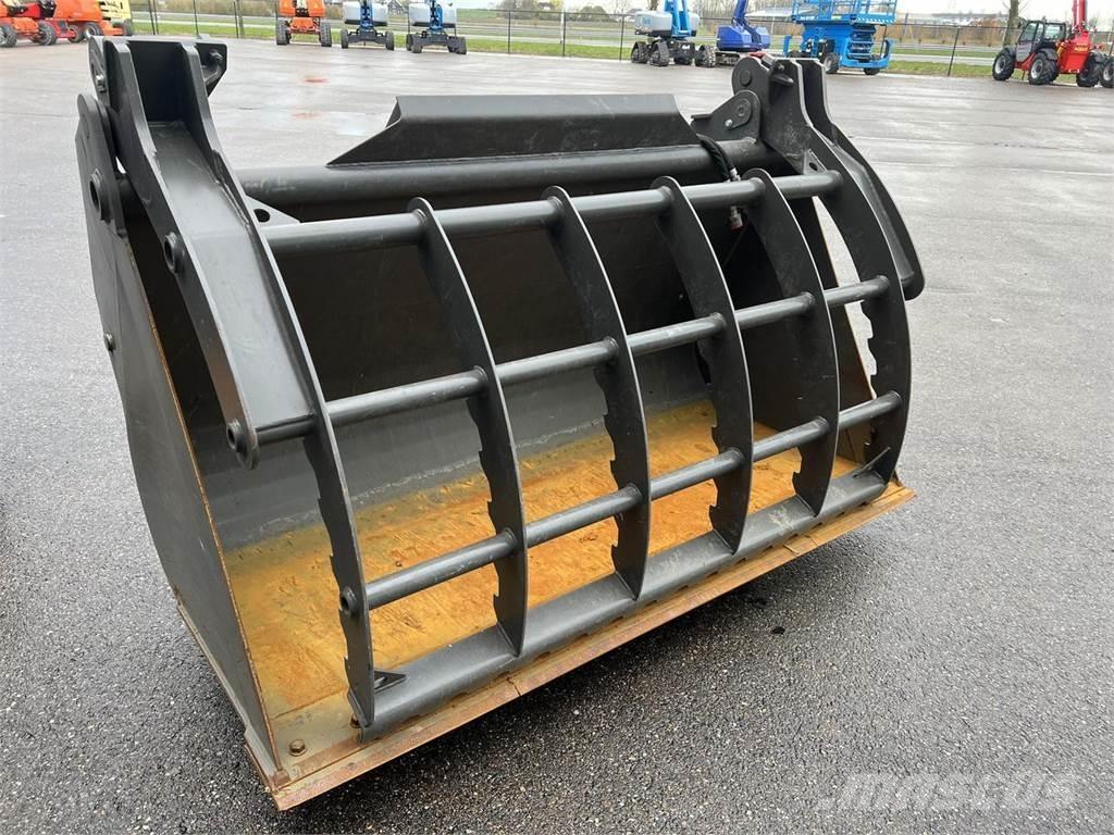 Sennebogen 355E Chariot télescopique