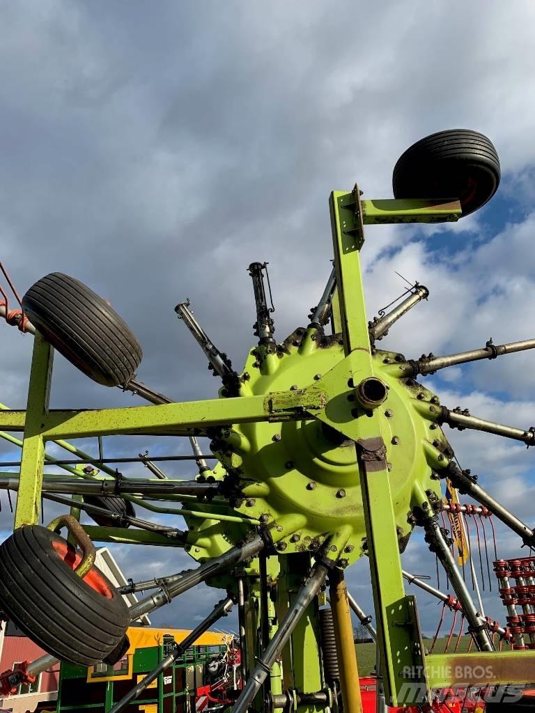 CLAAS 880 L Rateau faneur