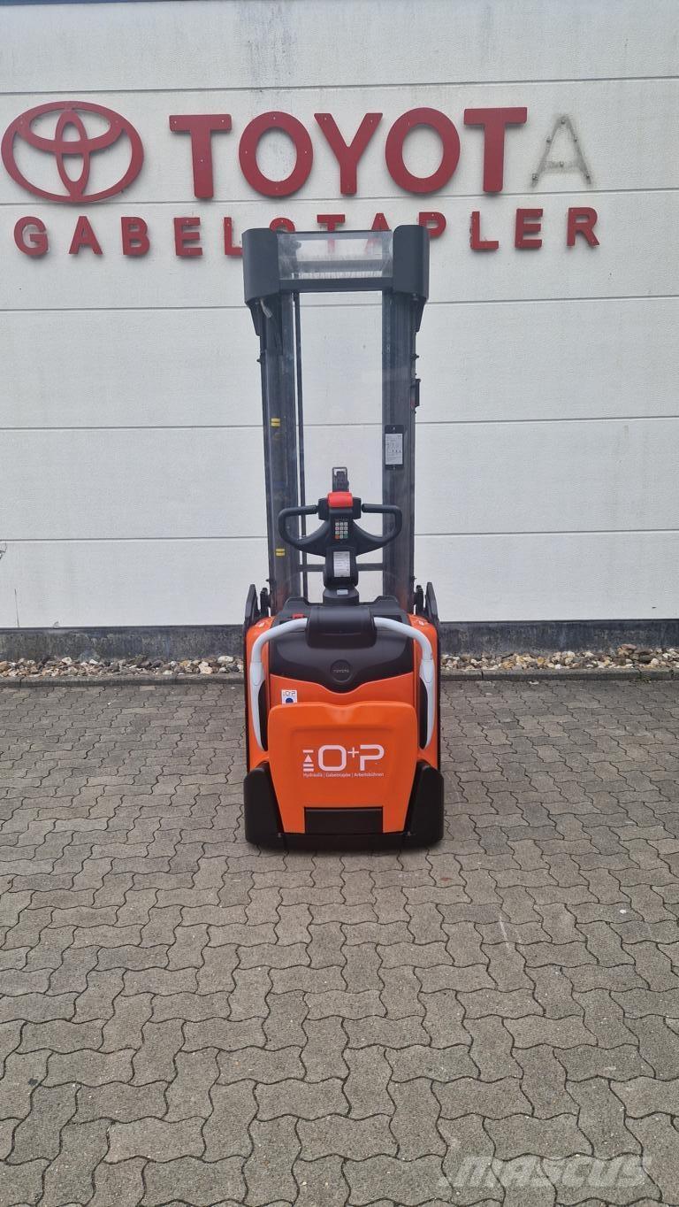 Toyota SPE160 Gerbeurs Automoteurs