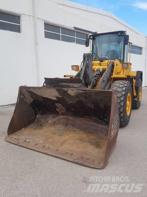 Volvo L90C Chargeuse sur pneus