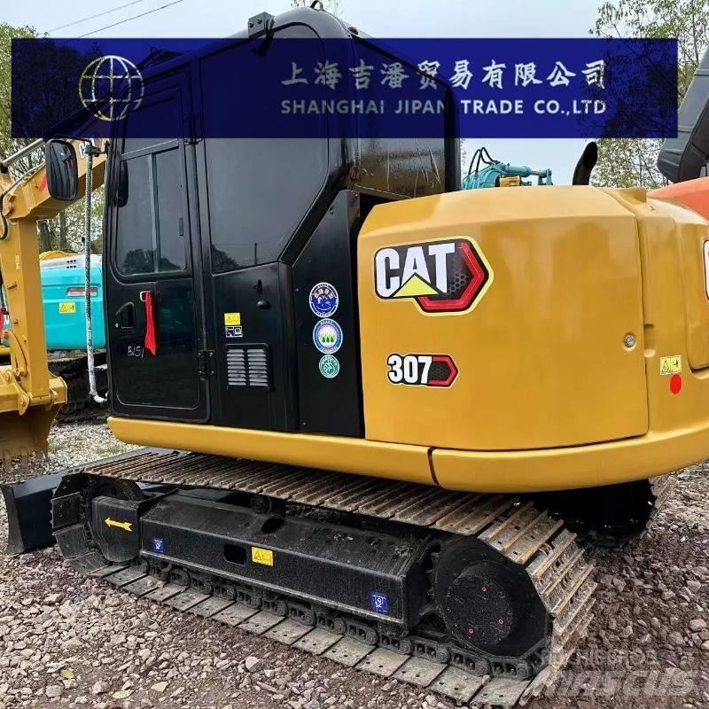 CAT 307 Pelle sur chenilles