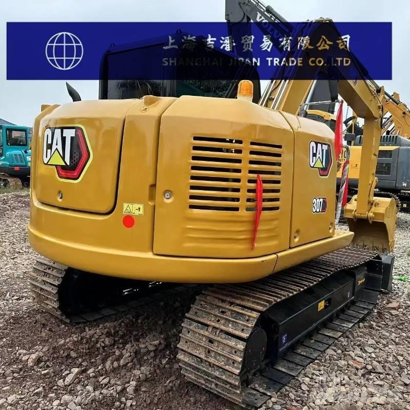 CAT 307 Pelle sur chenilles