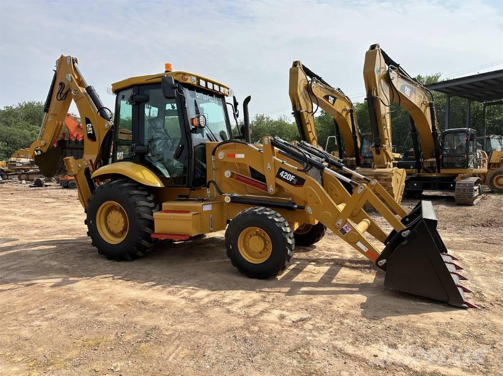 CAT 420 F2 Tractopelle