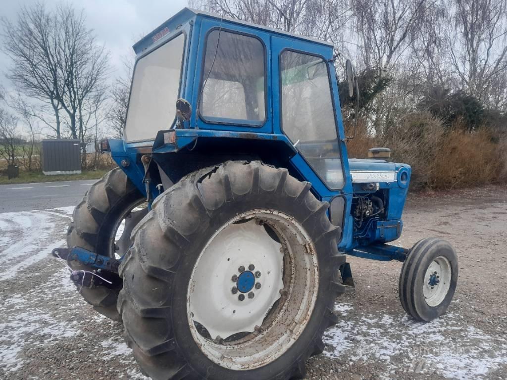 Ford 7000 Dual power Tracteur