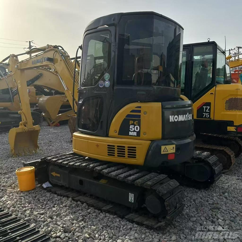Komatsu 50-2 Pelle sur chenilles
