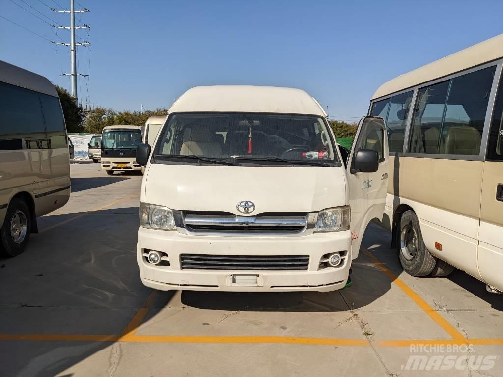 Toyota Hiace Autobus interurbain