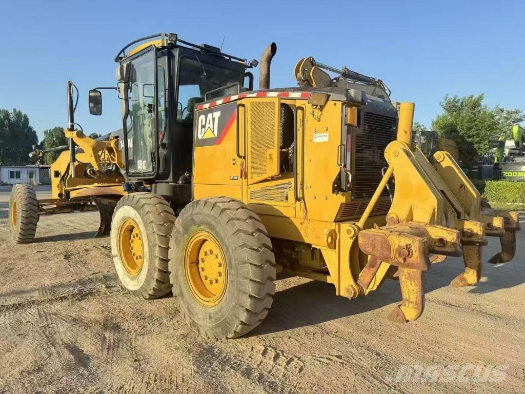 CAT 140 M Niveleuse