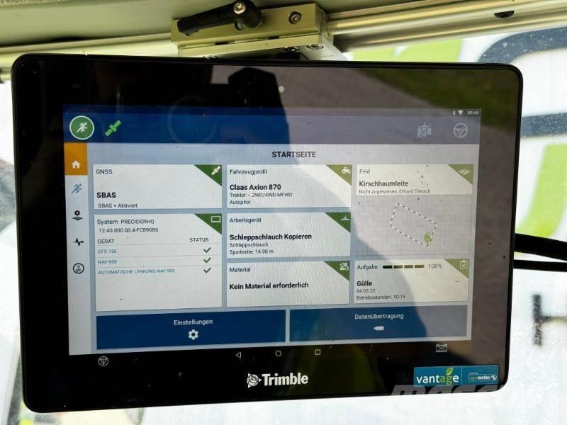 CLAAS AXION 870 Tracteur