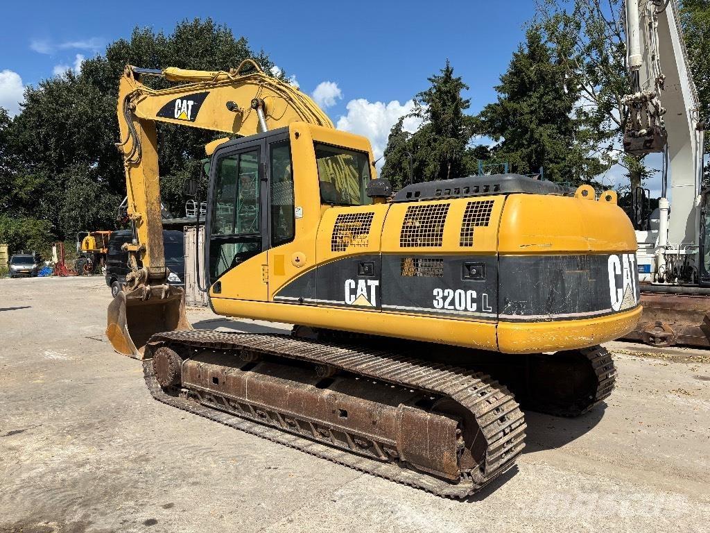 CAT 320 C L Pelle sur chenilles