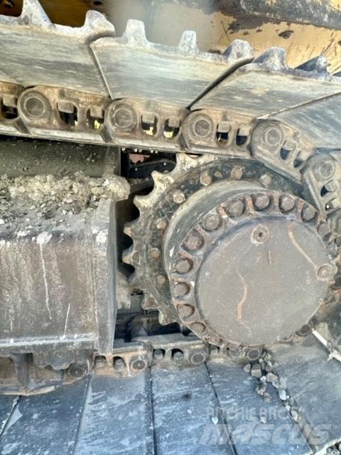 CAT 330 CL Pelle sur chenilles
