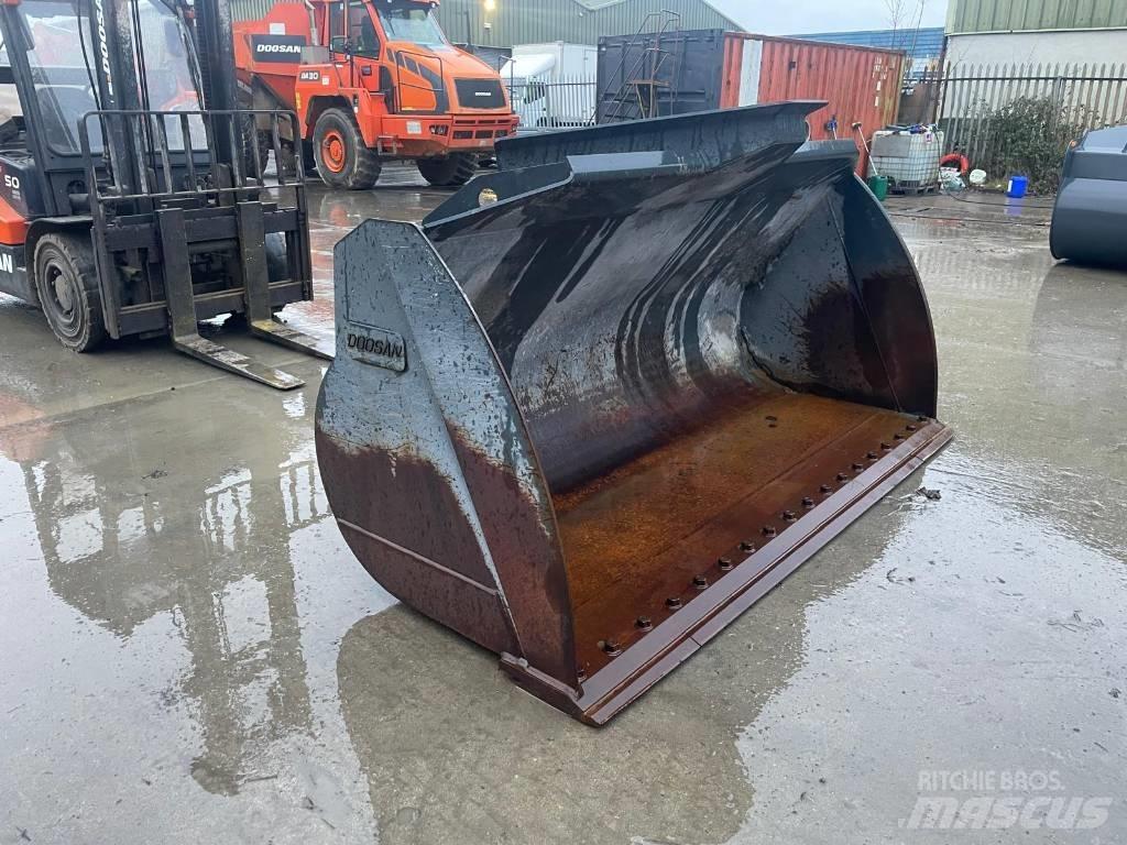 Doosan DL 280-5 Godet