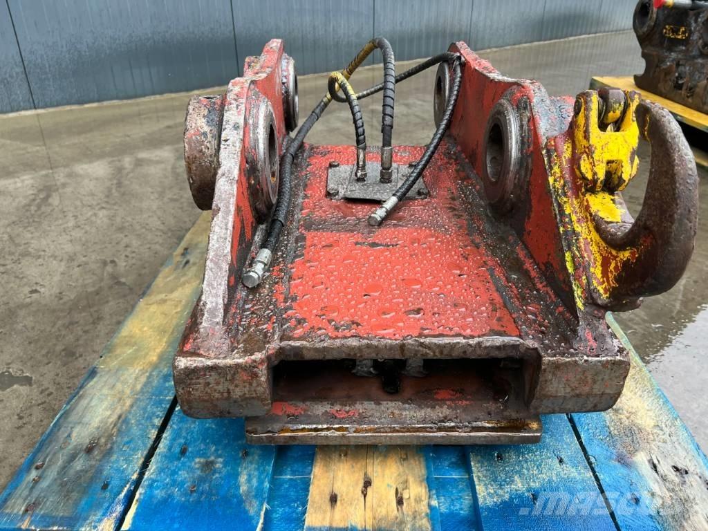 Engcon S70 - 323D Attache rapide pour godet