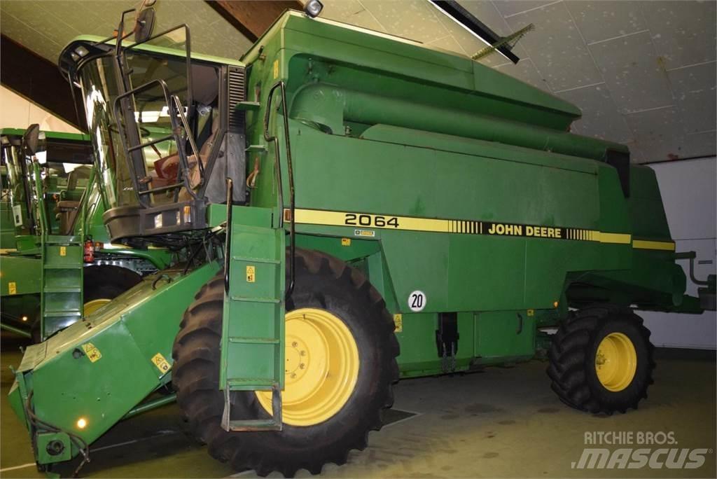 John Deere 2064 Moissonneuse batteuse