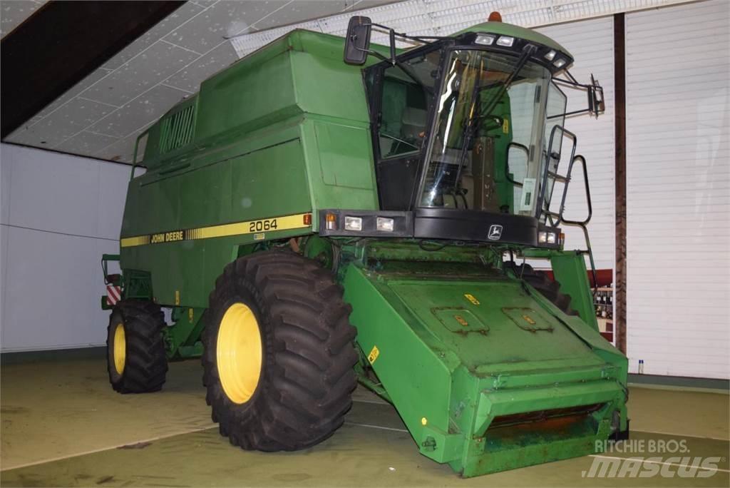 John Deere 2064 Moissonneuse batteuse