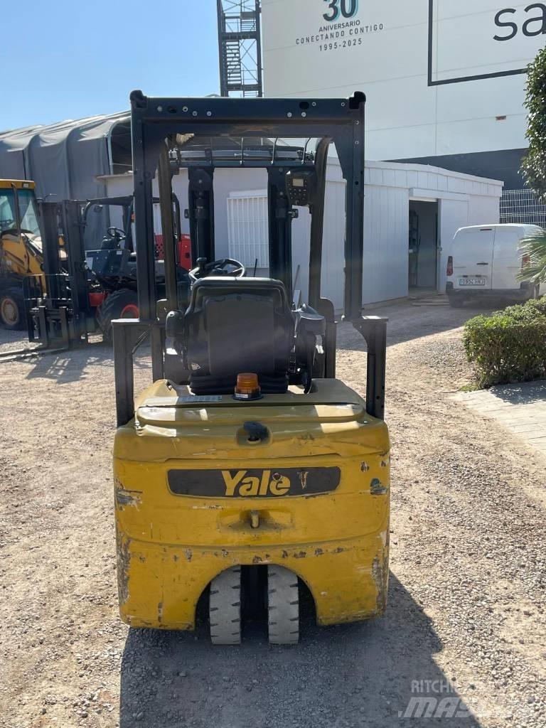 Yale ERP 16 VT Chariots élévateurs électriques