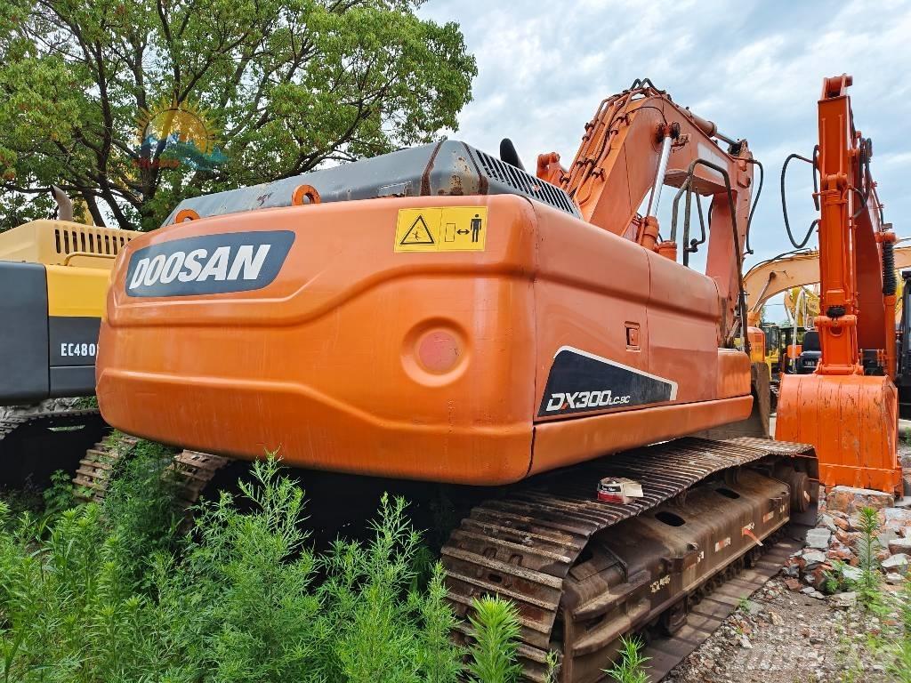 Doosan DX 300 LC-9C Pelle sur chenilles