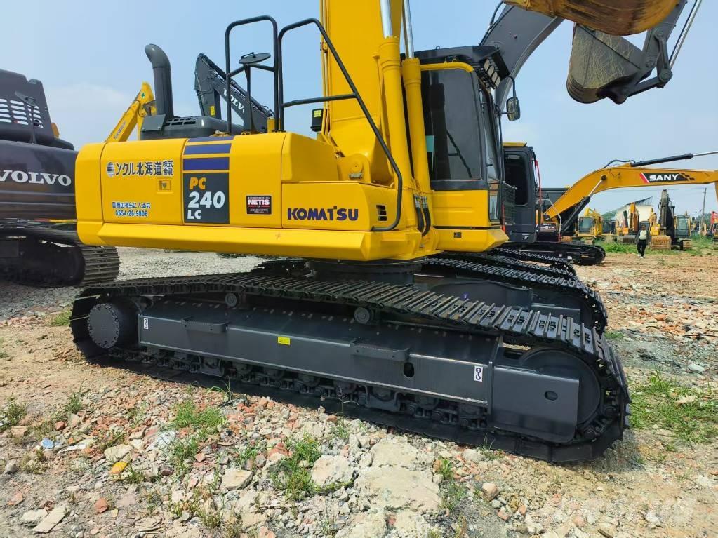 Komatsu PC 240-8 Pelle sur chenilles