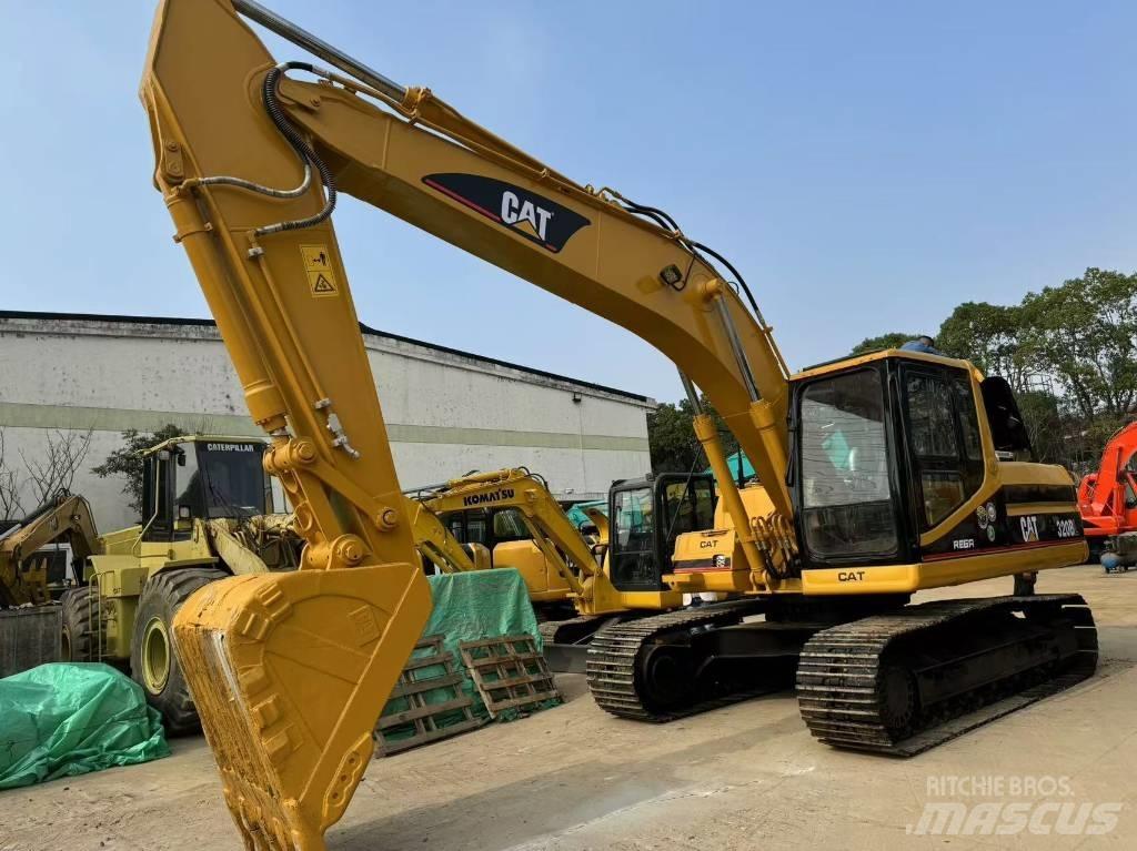 CAT 320 B L Pelle sur chenilles