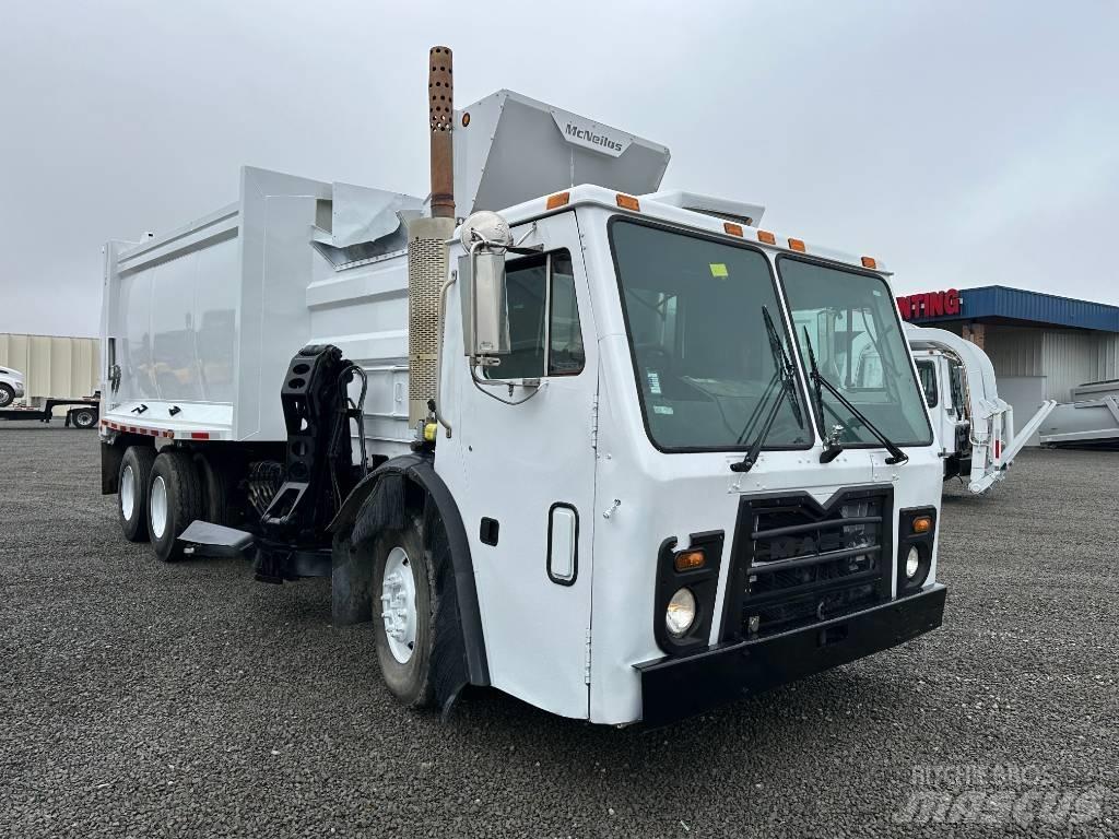 Mack LE Camion poubelle