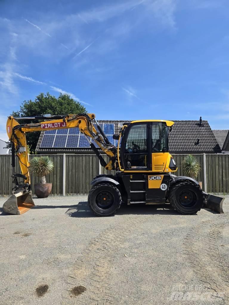JCB 110 W Pelle sur pneus