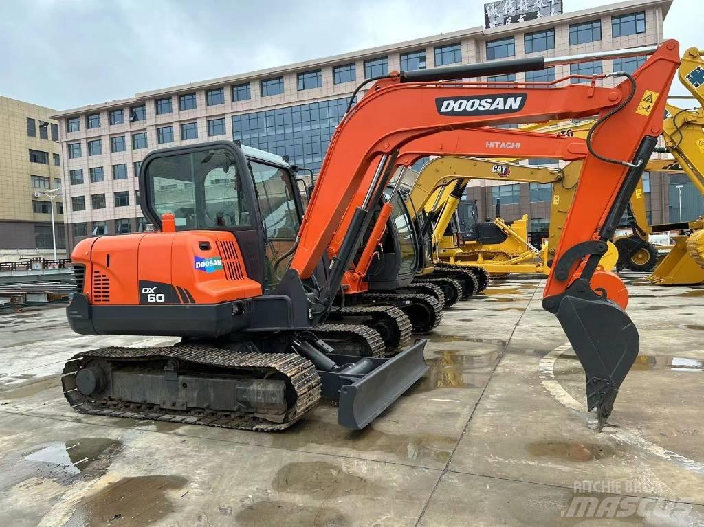 Doosan DX60-9 Mini pelle < 7t