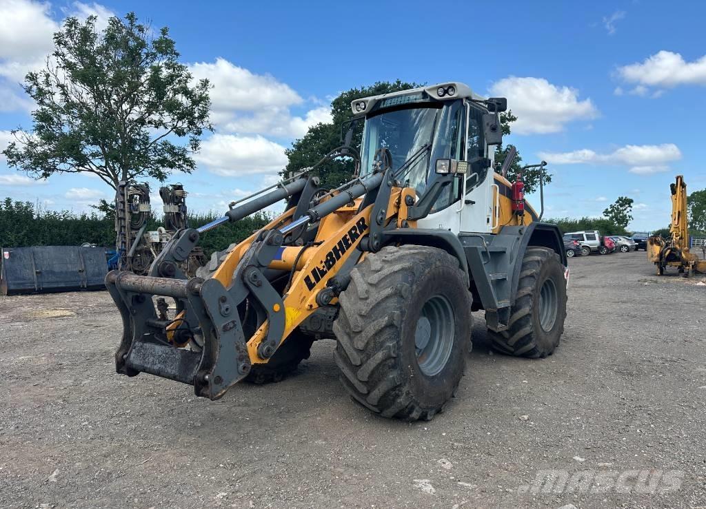 Liebherr L 538 Chargeuse sur pneus