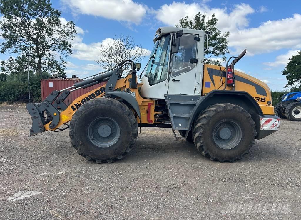 Liebherr L 538 Chargeuse sur pneus