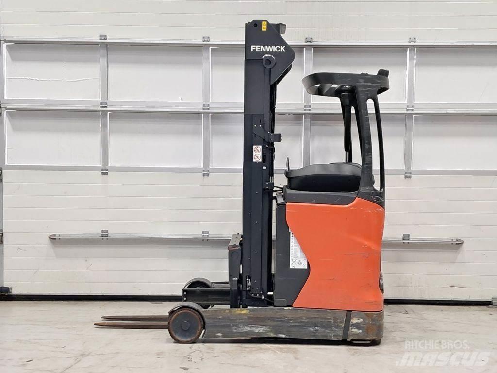 Linde R14-01 Chariot à mât rétractable