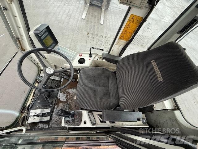 Liebherr A 924 B CAB Cabine