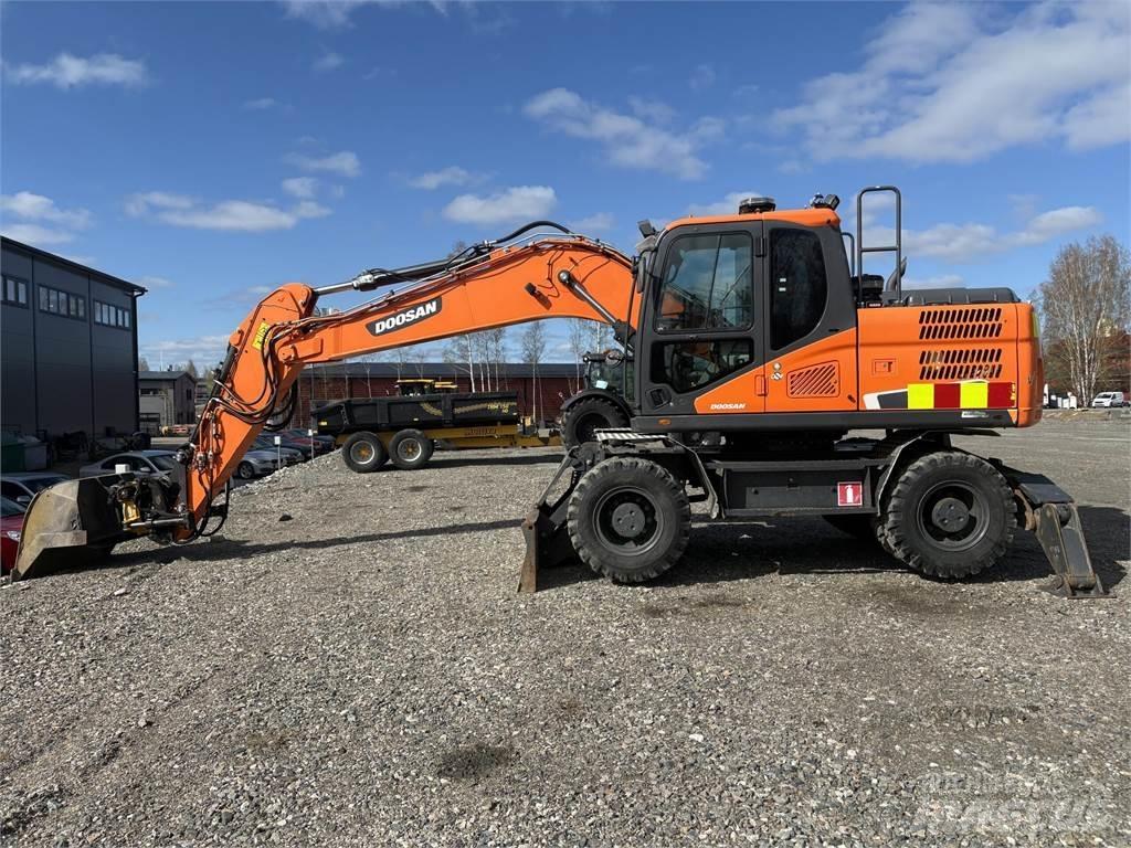 Doosan DX170W-5 Pelle sur pneus