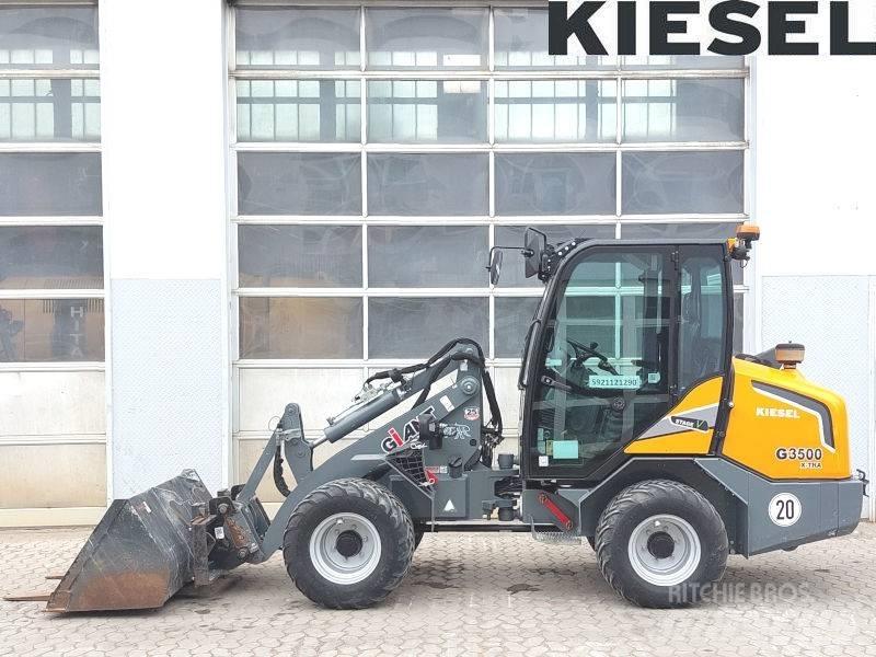 Giant G 3500 X-Tra Chargeuse compacte