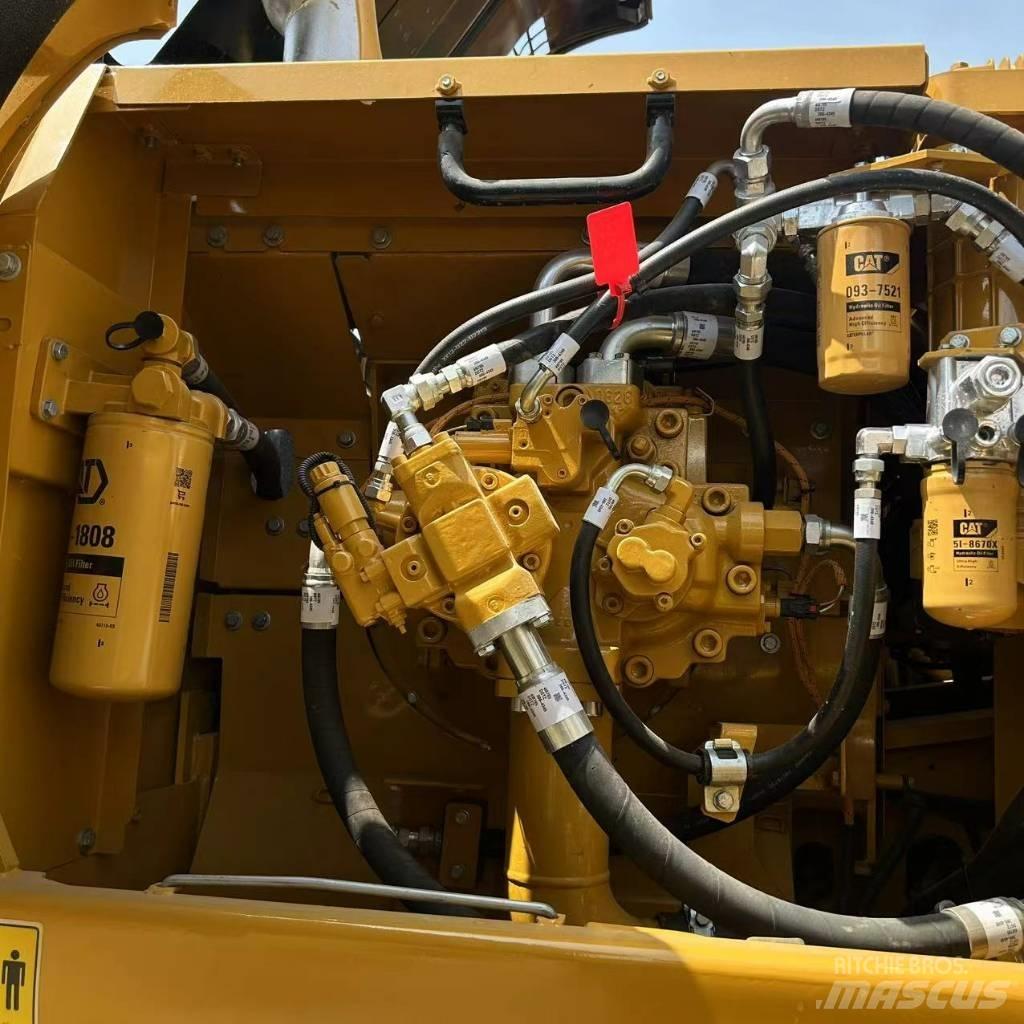 CAT 336 D L Pelle sur chenilles