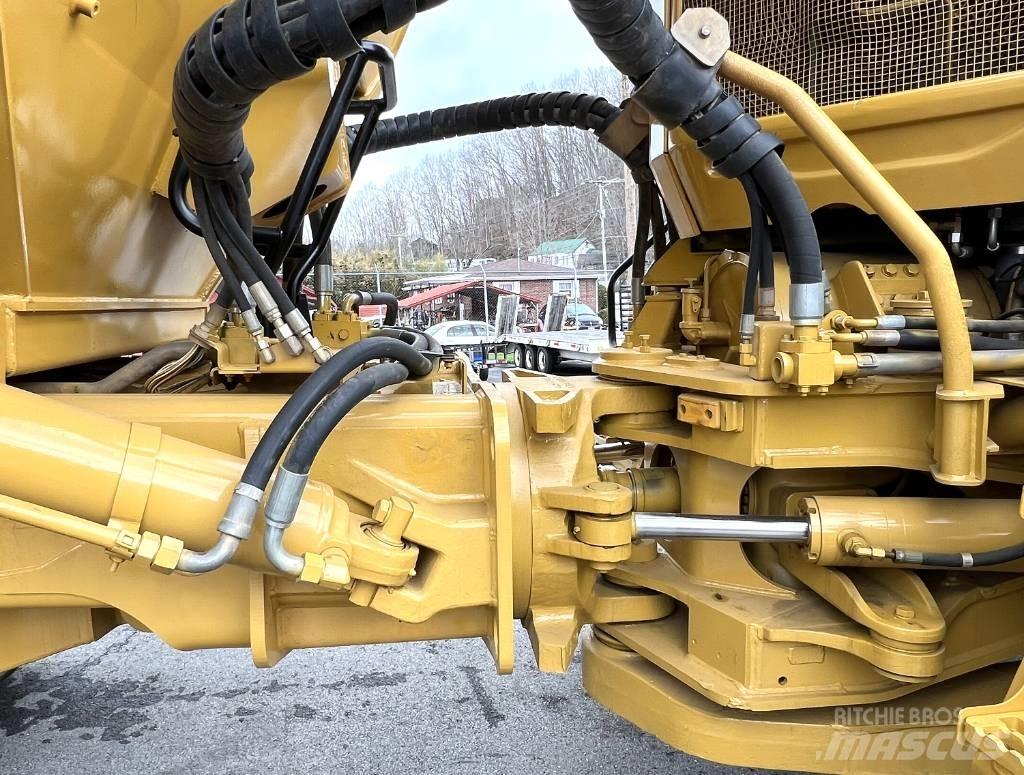 CAT 740 Tombereau articulé