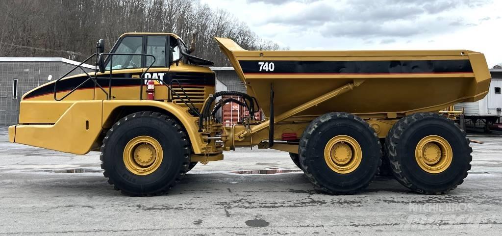 CAT 740 Tombereau articulé