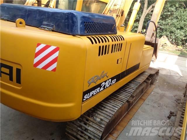 Hyundai R210-5D Pelle sur pneus