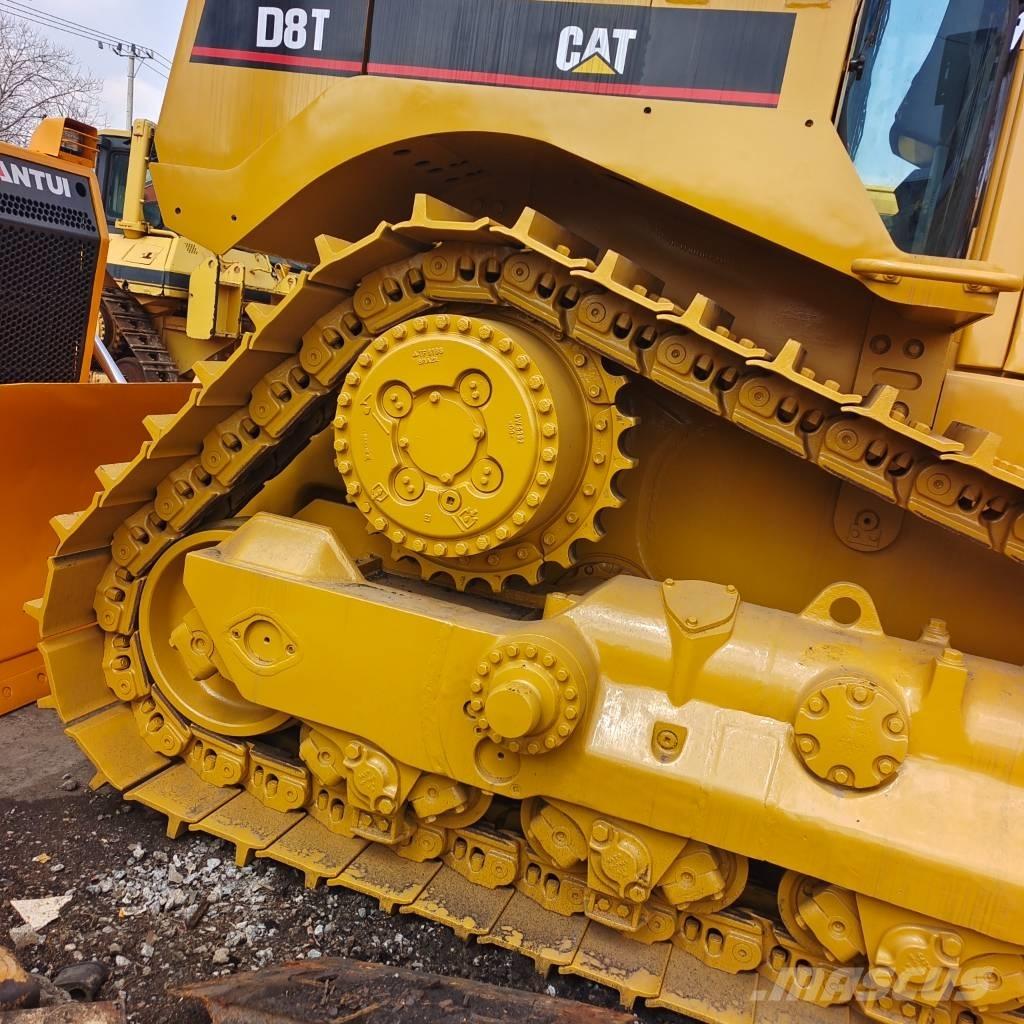 CAT D 8 T Bouteurs sur chenilles