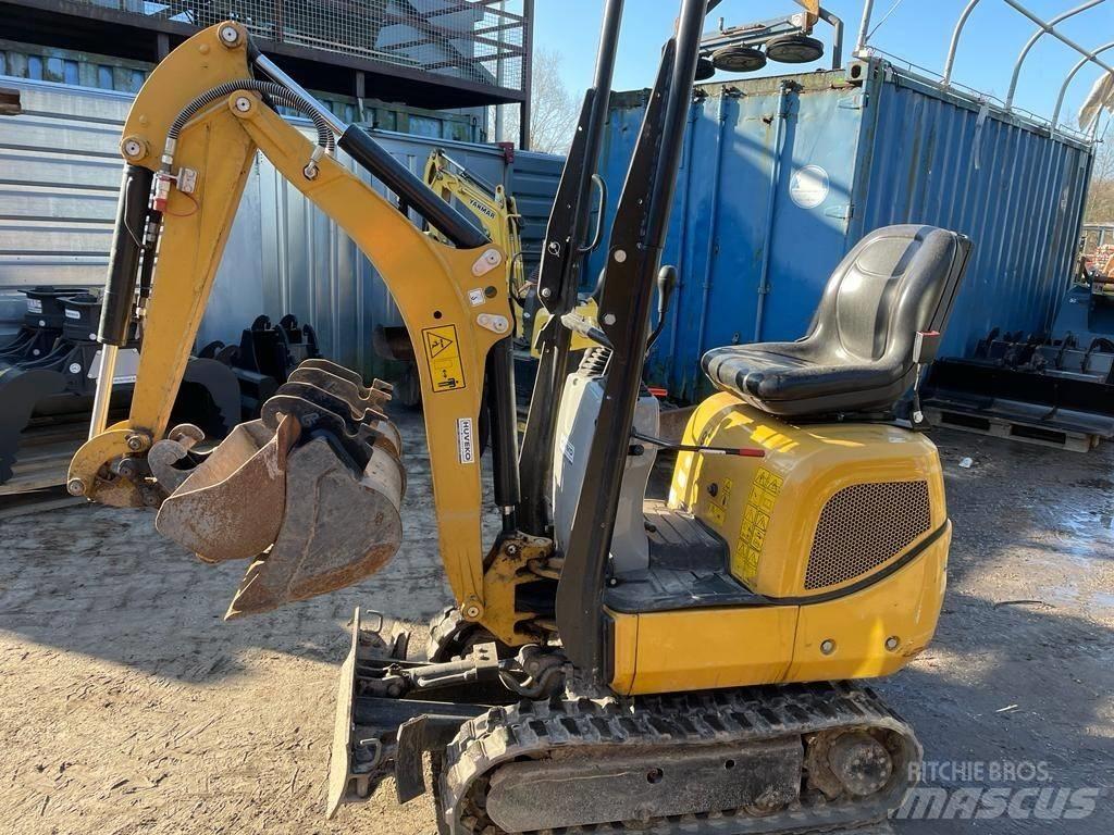 CAT 300.9 D Mini pelle < 7t