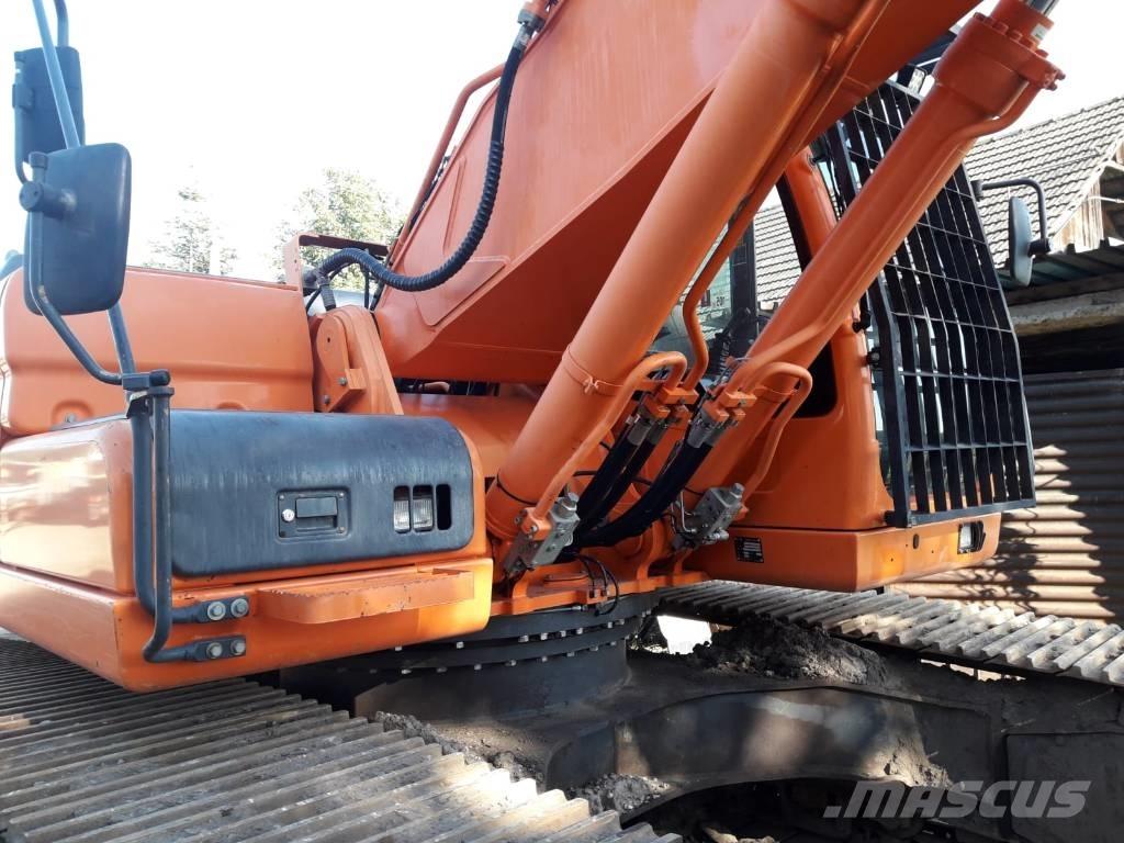 Doosan DX 340 LC Pelle sur chenilles
