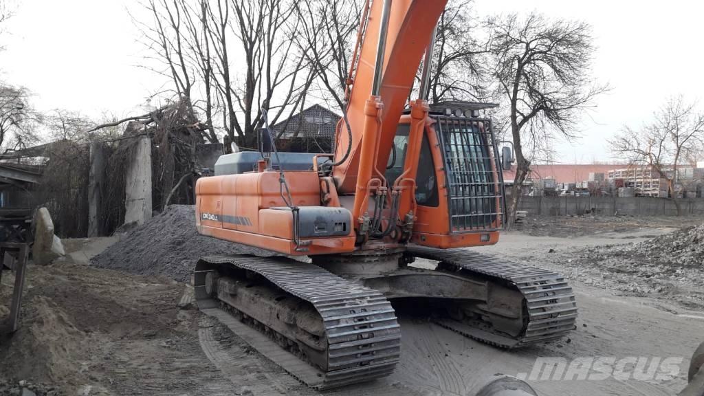 Doosan DX 340 LC Pelle sur chenilles