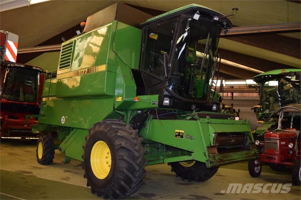 John Deere 1177 Moissonneuse batteuse