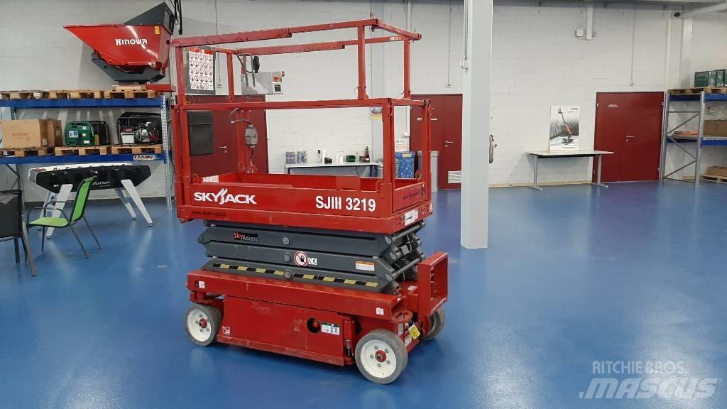 SkyJack SJIII 3219 Nacelle ciseaux