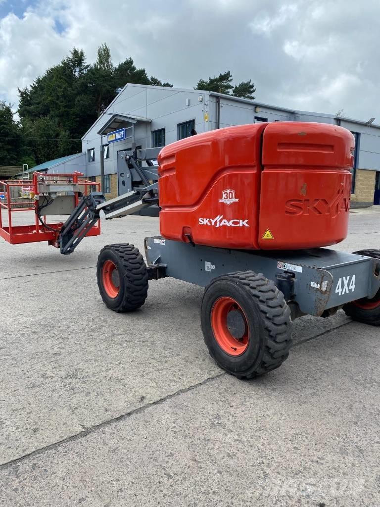 SkyJack SJ 46 AJ Nacelles articulées