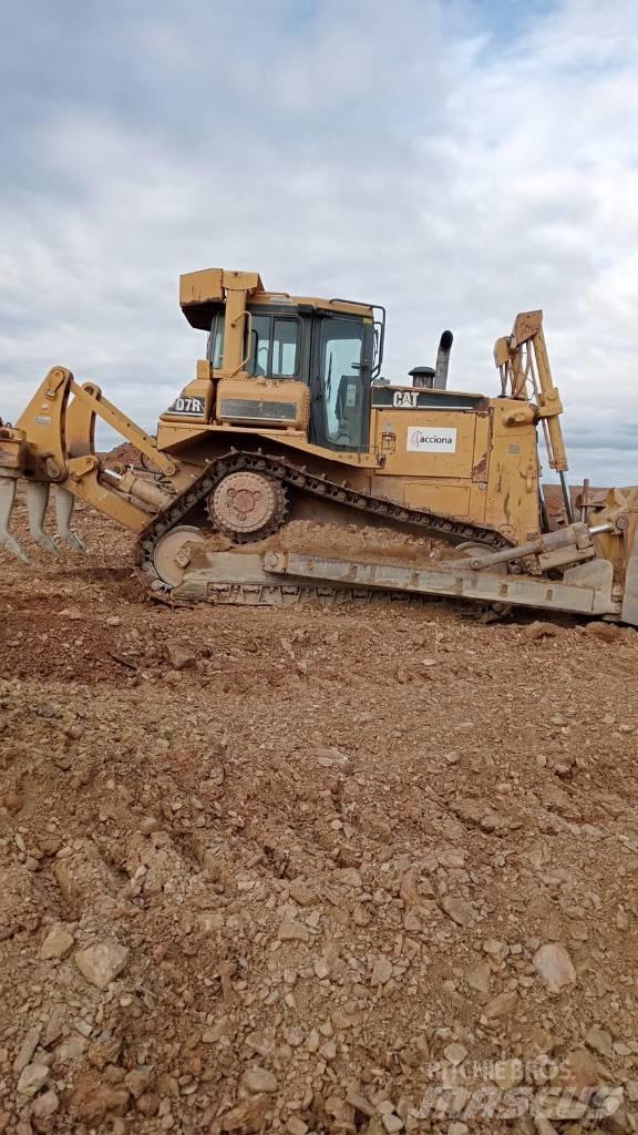 CAT D 7 R Bouteurs sur chenilles